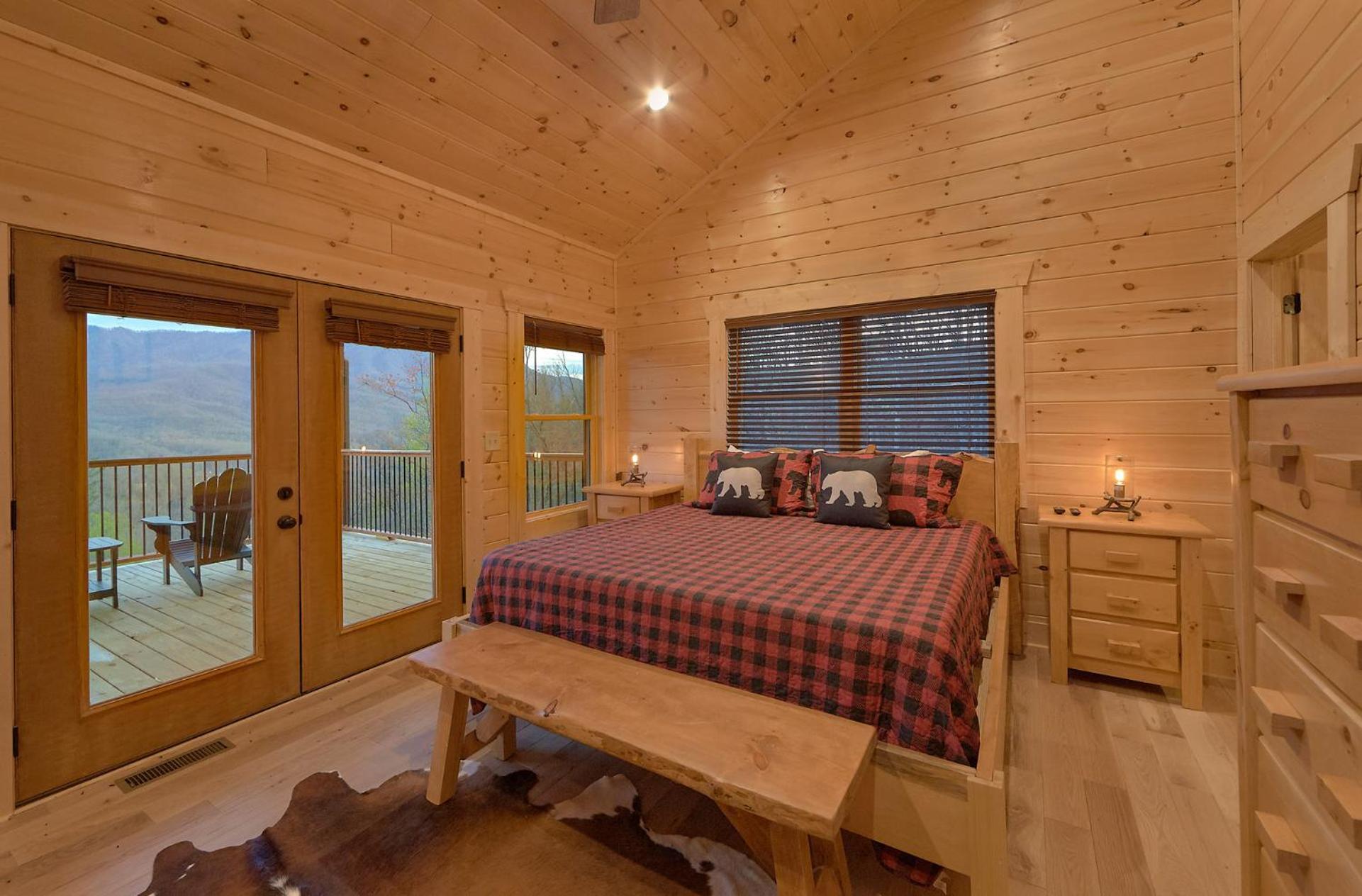 גטלינבורג Misty Mountain Adventure Lodge מראה חיצוני תמונה
